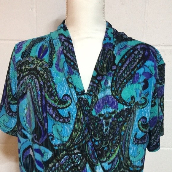 dressbarn Green Design S/S Top - Size 14/16 - Picture 2 of 6